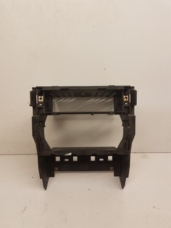 Корзина 1 din audi a4 b6 b7 оригинал 8h0858005 фото №1