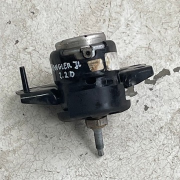 Подушка двигуна jeep wrangler jl sahara 2.2 дизель p68284613ab фото №1