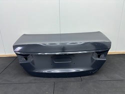 Mercedes e-klasa w213 213 sedan рестайлінг кришка багажника зад фото №1