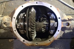 Jeep cherokee kj liberty 3.7 мост задний 3.73 фото №1