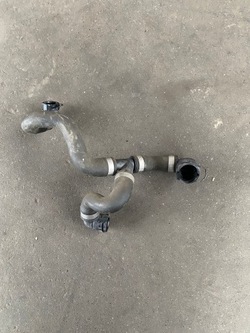 Mercedes c 205 шланг шланг воды 0009972359 фото №1