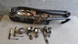 Alfa romeo giulia панель консоль ремни подушка безопасности kpl. фото №1