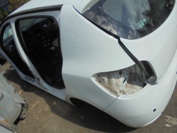 Dacia sandero ii крило зад лівий 12-17 5d чверть ліва фото №1