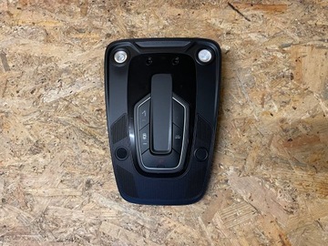 Лампа освітлення інтер'єру audi a6 c8 4k s-line фото №1