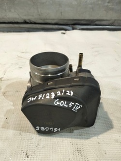 Дроссельная заслонка vw golf iv 1.6b 74kw 1999r 06a133062a фото №1