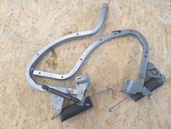 Chrysler 300c ii петля кришки багажника лівий правий фото №1