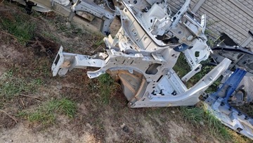 Renault megane v e-tech чверть лівий перед фото №1