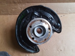 Mercedes a w177 a35 a45 amg права поворотна опора зад ступиця підшипник фото №1