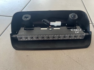 Toyota yaris iv 5d лампа третье свет сплав крышки фото №1