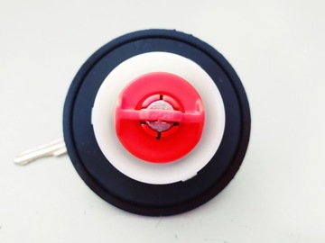 Крышка заливка топлива ford galaxy, vw caravelle, sharan, transporter фото №1