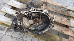 Коробка передач коробки передач astra corsa 1.0 1.2 1.4 90400197 фото №1