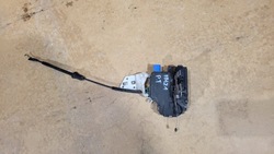 Замок двері праві зад seat ibiza iii 6l 5d 02-08 6 pin фото №1