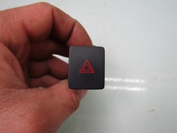 Micra k13 рестайлінг 14r перемикач світла аварійних фото №1