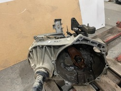 Vw t5 2.0 tdi коробка передач коробки передач 5-ступенчатая оригинал mqt фото №1