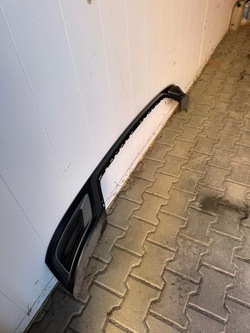 Audi q8 s-line 4m8 спойлер диффузор бампера зад фото №1