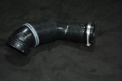 Труба повітря vw sharan 3 lc9x 7n0129654b фото №1