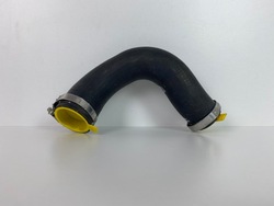 Audi q7 ii труба шланг интеркулер 2015- фото №1