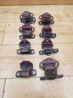 Петли дверь перед зад комплект volvo 740 фото №1