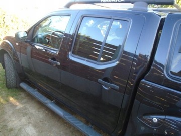 Nissan navara d40 дверь левая задние зад фото №1