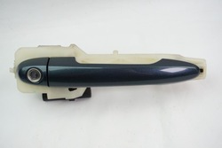 Ручка зовнішня лівий перед kia carens ii фото №1