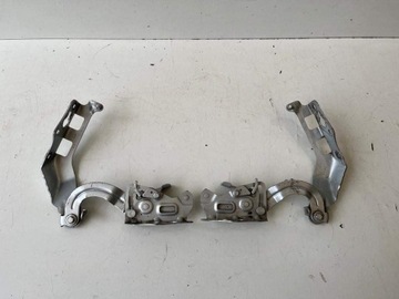 Mercedes c-klasa 205 петли капота 2058800928 фото №1