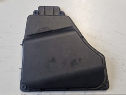 Кришка запобіжників права audi a8 d4 4h0937555 фото №1