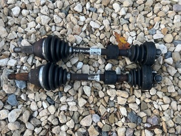 Ford fiesta mk7 полуось правая 1.6tdci фото №1