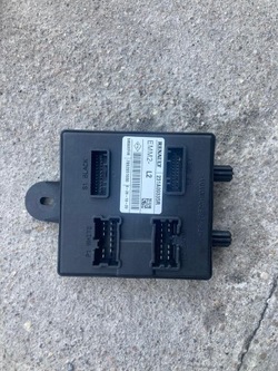 Блок управления модуль sce dacia duster 2 ii 1.5 dci 4x4 фото №1