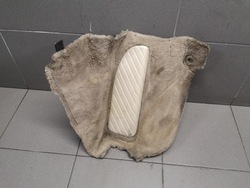 Podnóżek audi a8 d2 krem eu 4d1867265b фото №1