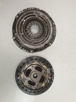 Volvo s40 ii v50 1.6 16v зчеплення диск притиск фото №1