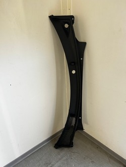 Панель під лобовим склом hyundai ioniq 5 європа 2023 фото №1