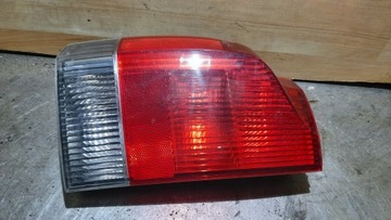 Лампа зад ліва нижня volvo v70 ii 00-04r фото №1