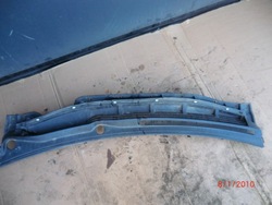 Toyota prius iii 10- панель под лобовым стеклом европа фото №1