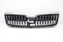 Решітка радіатора решітка хром pod радар гарний skoda superb iii рестайлінг 19- 3v0853653g фото №1