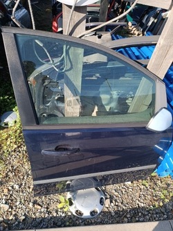 Ford focus c-max i 2003-дверь перед правые фото №1