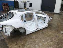 Jaguar i-pace x590 2021 обшивка крило чверть правий зад задня ner біла фото №1