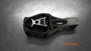 Лапи коробки citroen picasso 1.2 thp 9808838680 фото №1