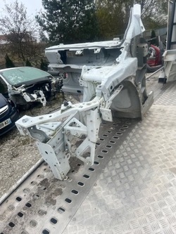 Чверть лонжерон панель кріплення фар ліва megane 3 iii фото №1