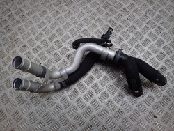 Audi r8 4s трубка води водяна 4s0121064f фото №1