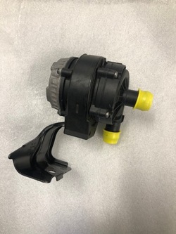 Дополнительный насос воды vw skoda seat audi 04l965567b..... фото №1