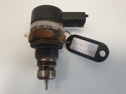 Opel vivaro 2.0 dci датчик пального клапан фото №1