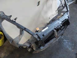 Mitsubishi colt 6 1.3b 2005r pas переднє з chłodnicami комплект 1350a071 фото №1