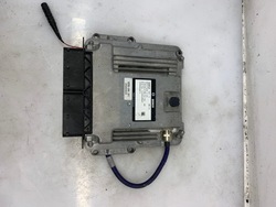 Блок керування двигуна edc17c69-3 edc17c69-3.k1 0281b1078r фото №1