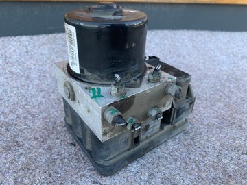 Насос abs ford focus mk2 c-max 3m512c405ea фото №1