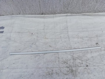 Планка двері лівий зад kia sorento 83850c5001 фото №1