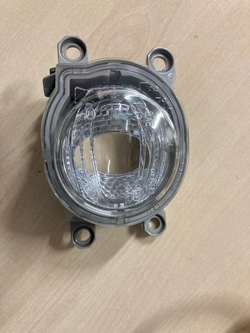 Toyota corolla e21 yaris iv галоген led лівий перед фото №1