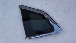 Qashqai ii j11 рестайлінг скло кузовна лівий зад хром 2017r 833134ea0a фото №1