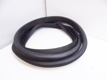 E клас w212 рестайлінг прокладка двері зад ліва універсал фото №1