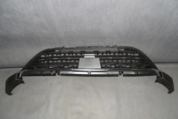 Renault оригінальний номер 620260503r спойлер накладка решітка фото №1