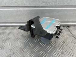 Toyota yaris cross насос abs фото №1